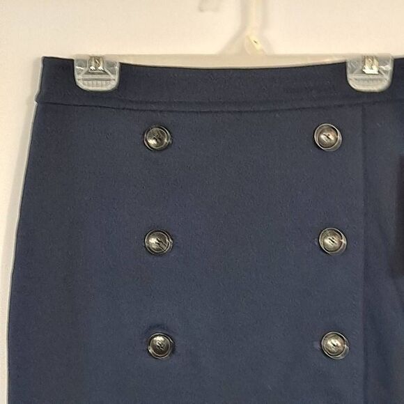 Gap Ladies skirt NWT - Picture 2 of 9